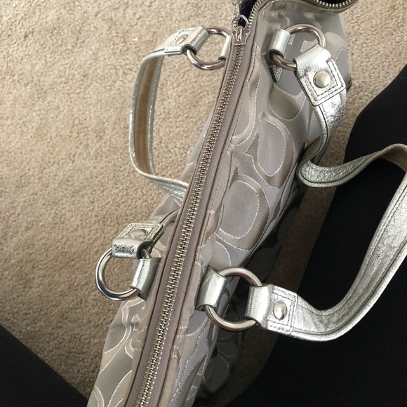 COACH bag - Picture 4 of 8